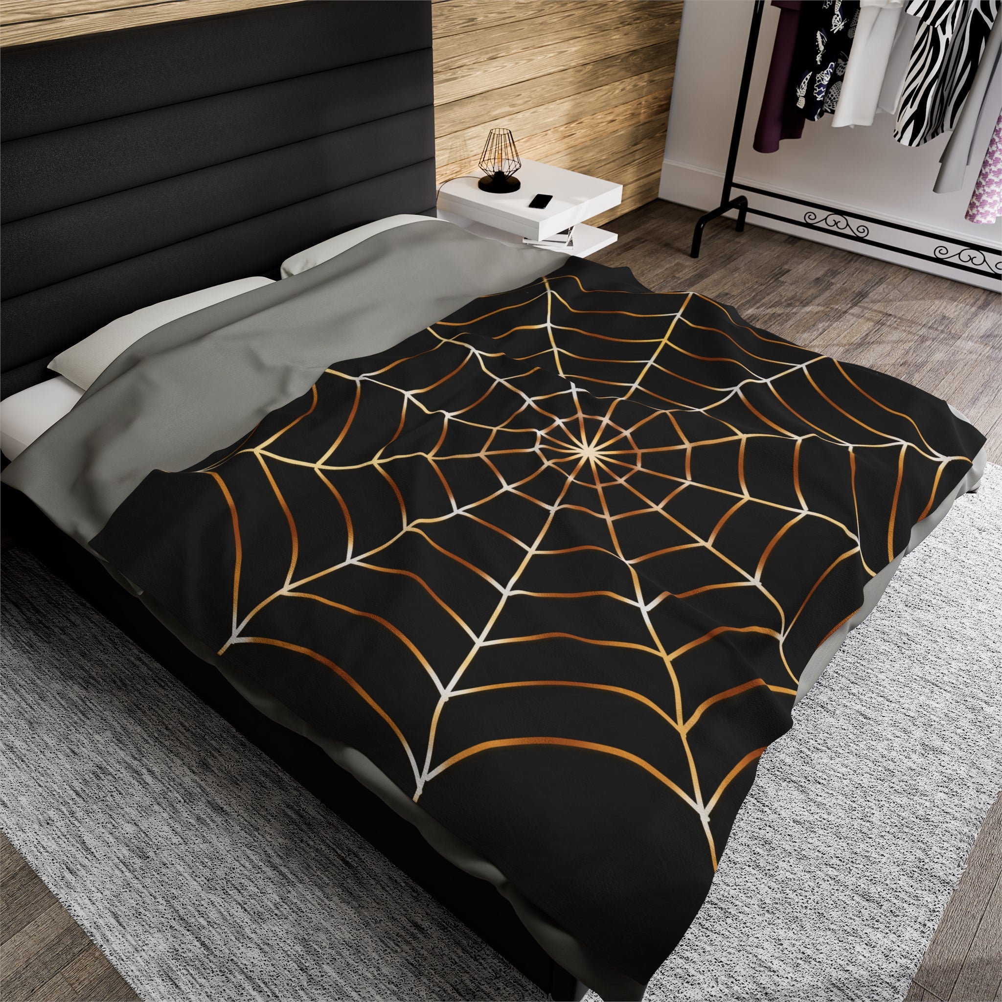 Spiderweb Themed Velveteen Soft Blanket