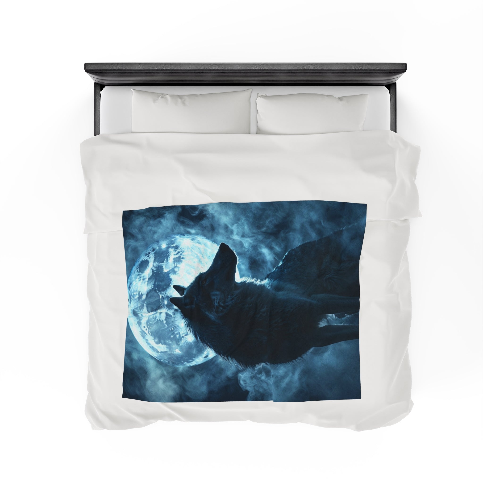 The Wolf & Full Moon Soft Blanket