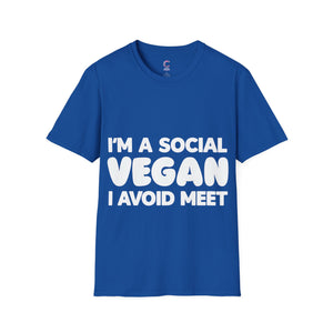 I'm a social vegan I avoid meet Anti-Social T-Shirt