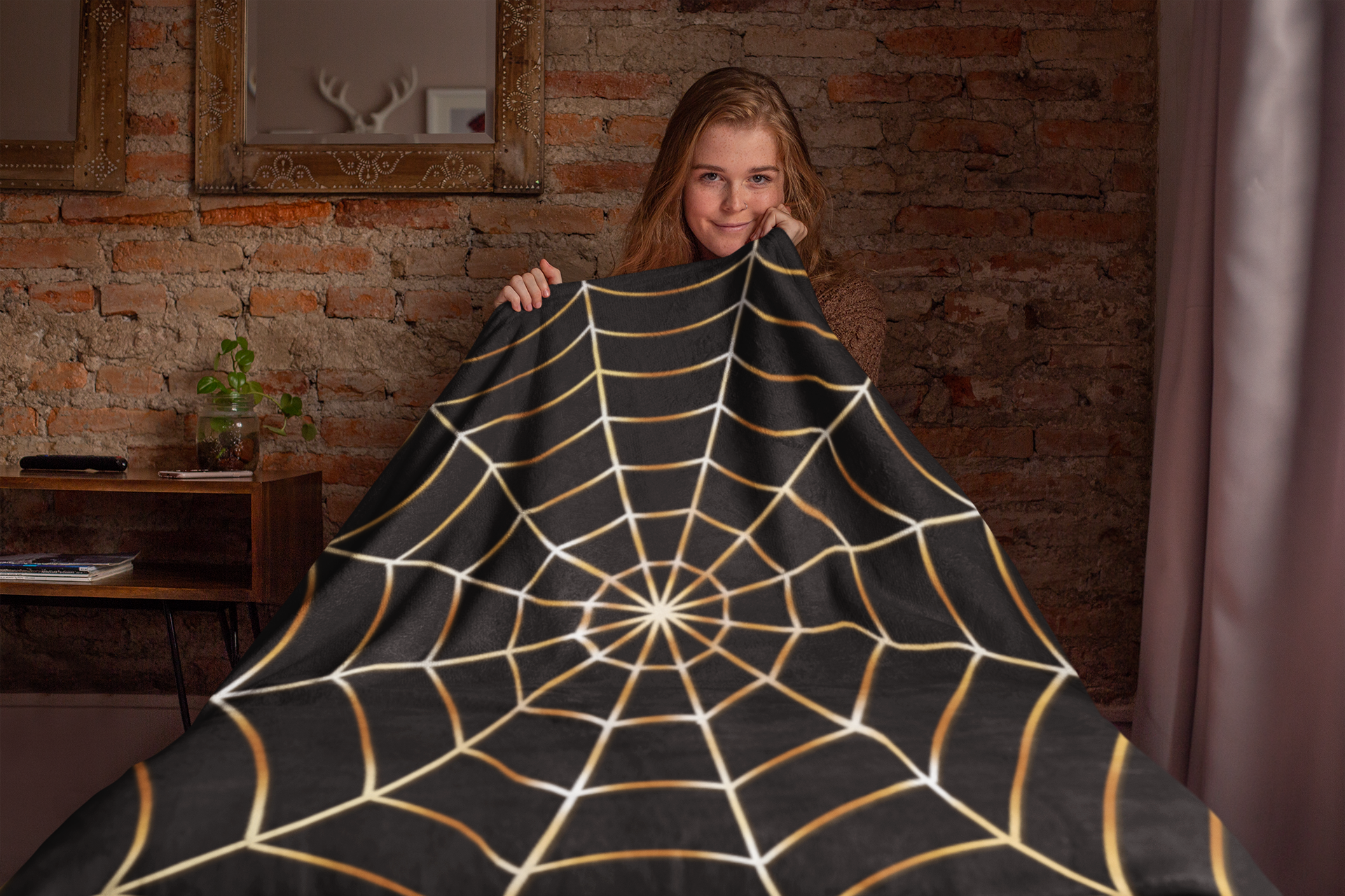 Spiderweb Themed Velveteen Soft Blanket