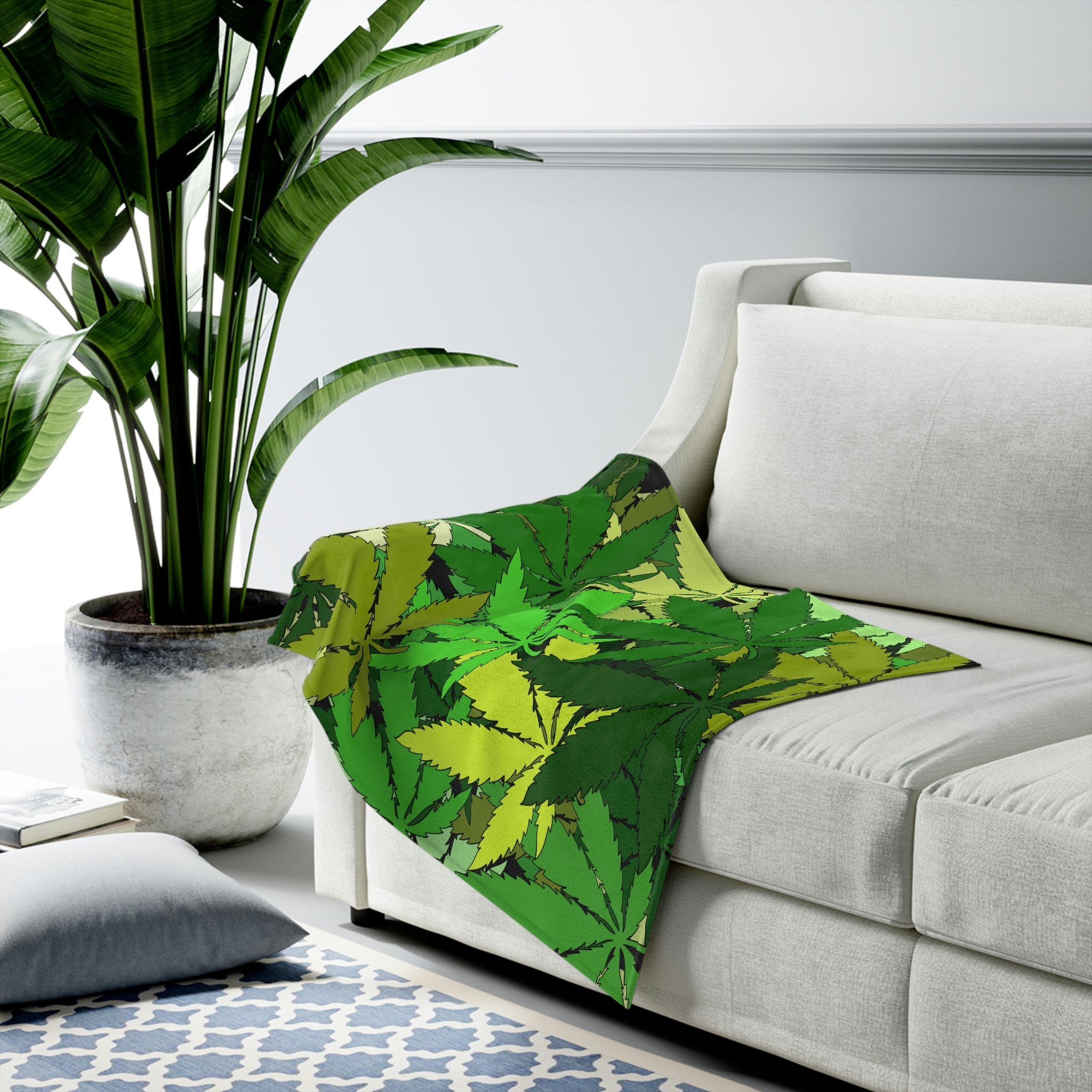 Cannabis Plant Themed Velveteen Soft Blanket