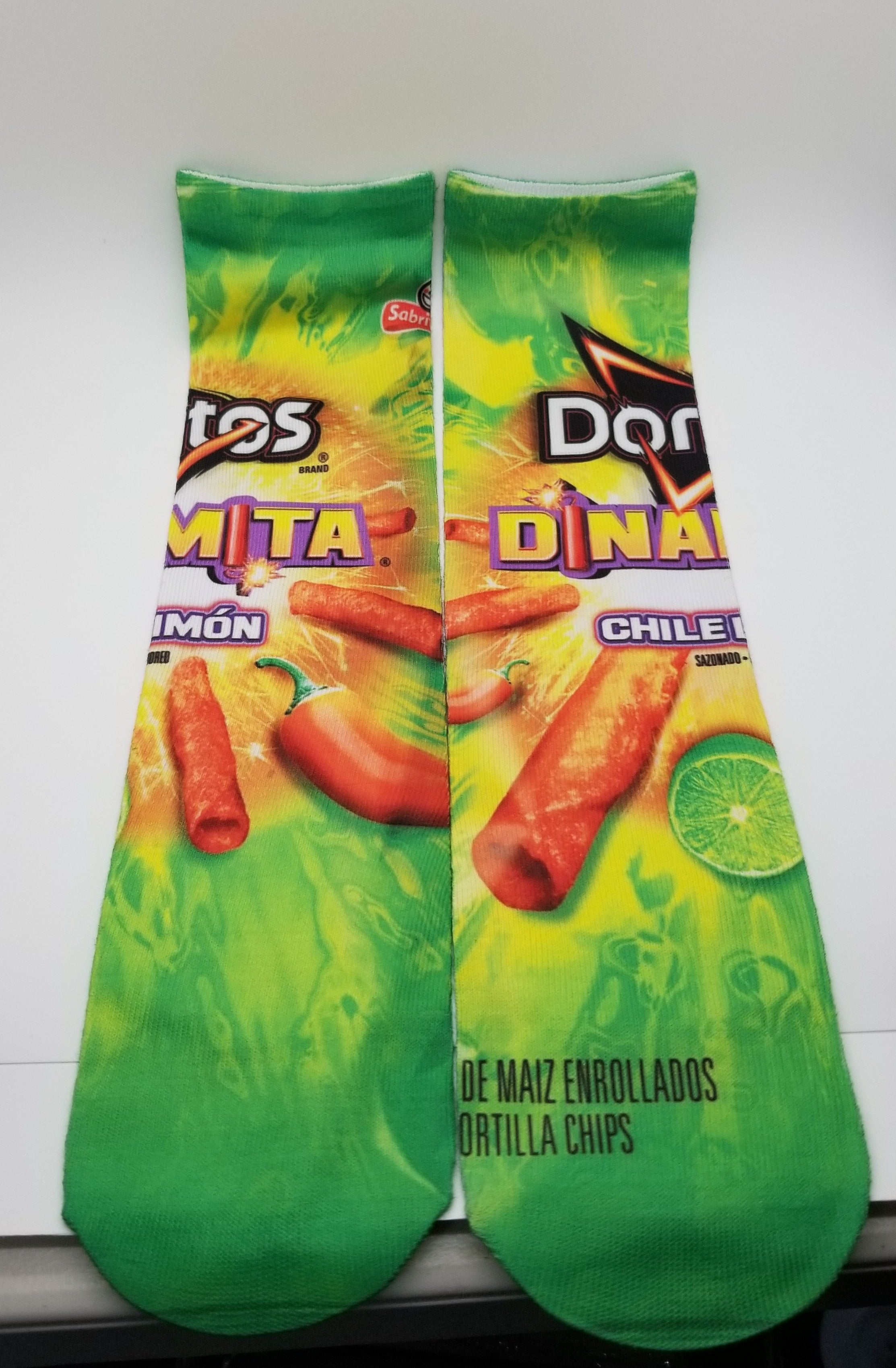 Dinamita Chile Lemon Theme Graphic Socks